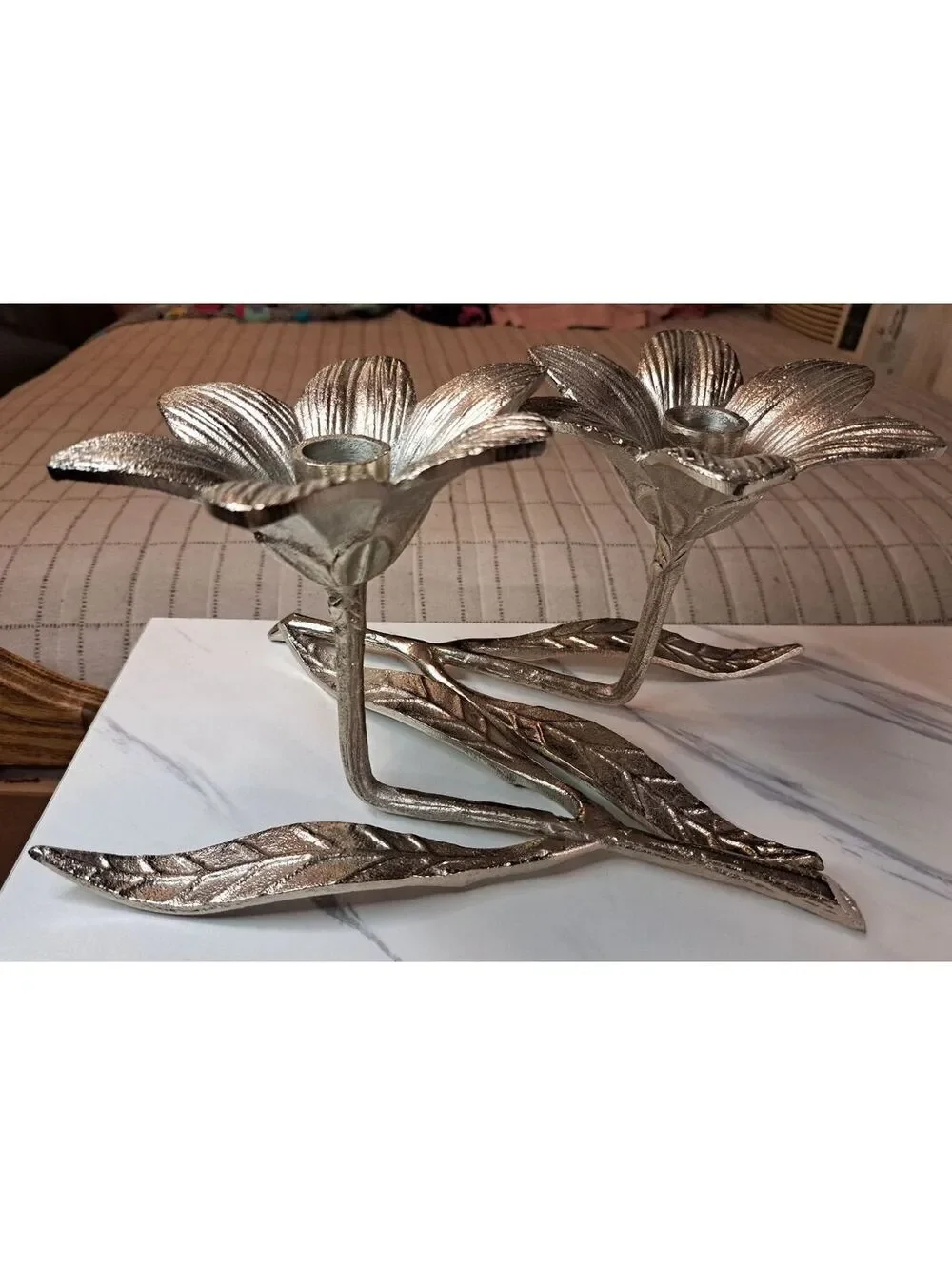 Vintage Set of 2 Mid-century Lotus/Lily Flower White Brass Candle Holders